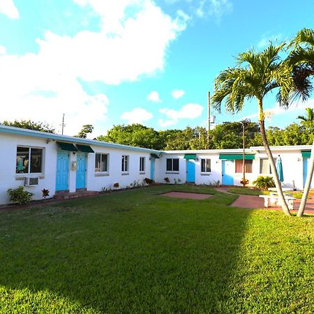 Hallandale Beach Motel With Free Parking And Full Kitchen ! No Extra Fees! Accepting Cash! Eksteriør bilde