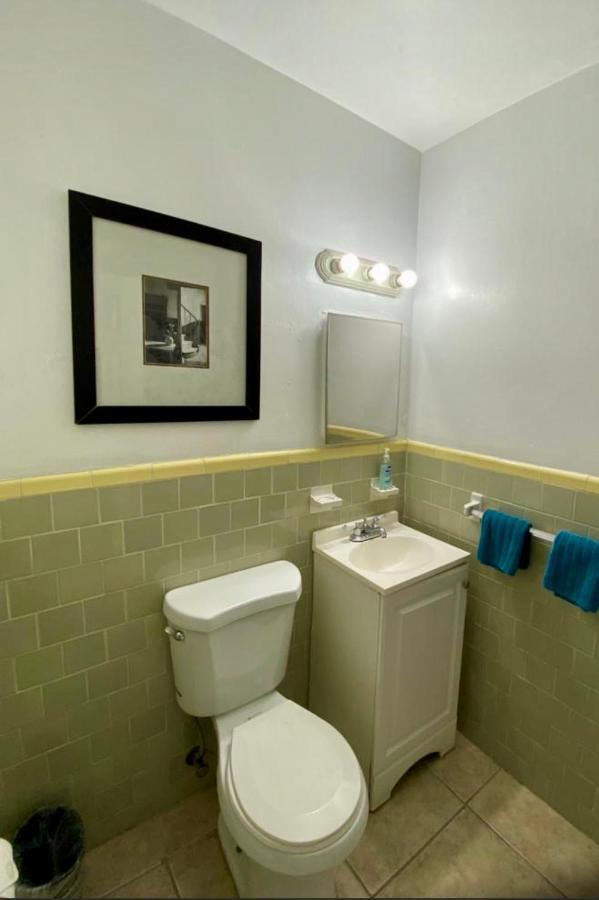 Hallandale Beach Motel With Free Parking And Full Kitchen ! No Extra Fees! Accepting Cash! Eksteriør bilde