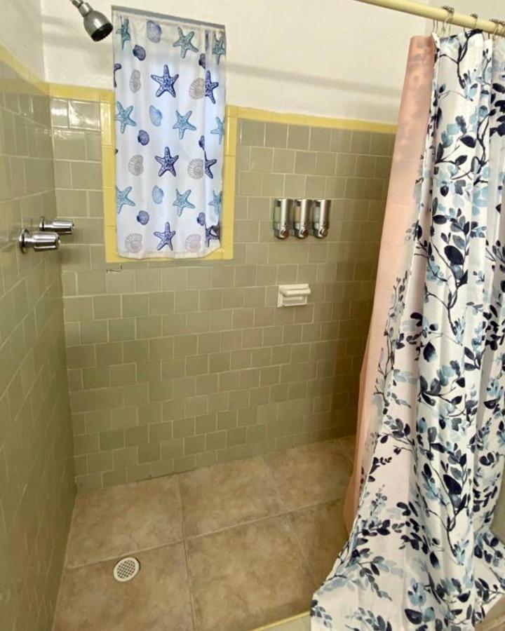 Hallandale Beach Motel With Free Parking And Full Kitchen ! No Extra Fees! Accepting Cash! Eksteriør bilde